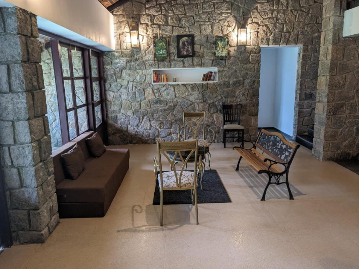 Avadale Munnar Hotell Chinnakanal Eksteriør bilde